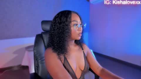 kishalove_ online show from October 11, 2025, 10:36 am