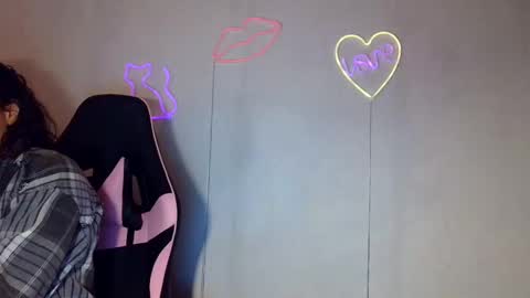 Snapshot of kiss_ameliaa chatting on March 1, 2025, 5:38 pm kiss_ameliaa online show from March 1, 2025, 5:38 pm