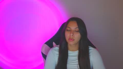 Snapshot of kiss_ameliaa chatting on October 24, 2025, 10:00 am kiss_ameliaa online show from October 24, 2025, 10:00 am