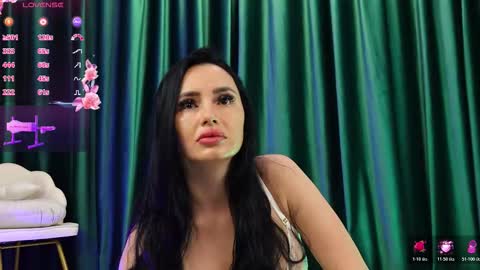 kiss_katy online show from March 24, 2026, 12:59 am