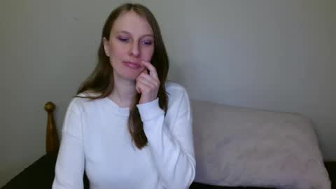 Snapshot of kissallie chatting on March 4, 2025, 10:38 pm Allie online show from March 4, 2025, 10:38 pm