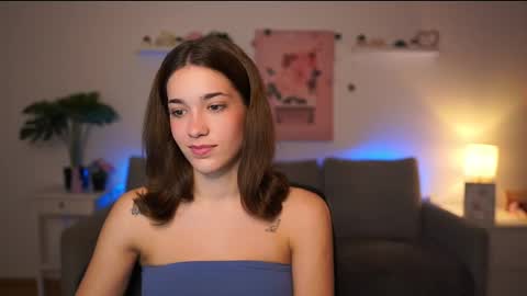 Snapshot of kissiecat chatting on October 13, 2025, 1:11 pm Sisi online show from October 13, 2025, 1:11 pm