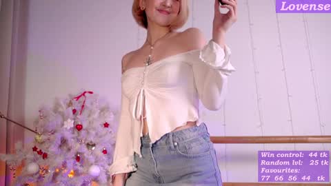 Kate  online show from January 24, 2025, 2:51 pm