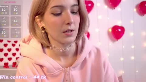 Kate  online show from February 18, 2025, 2:16 pm