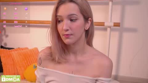 Kate  online show from October 31, 2025, 2:40 pm