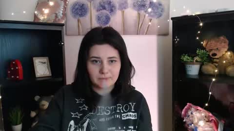 kissleoxx online show from February 6, 2026, 3:37 pm