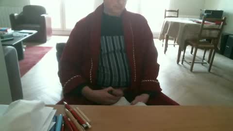 Snapshot of kisslog1 chatting on December 22, 2024, 11:00 am kisslog1 online show from December 22, 2024, 11:00 am