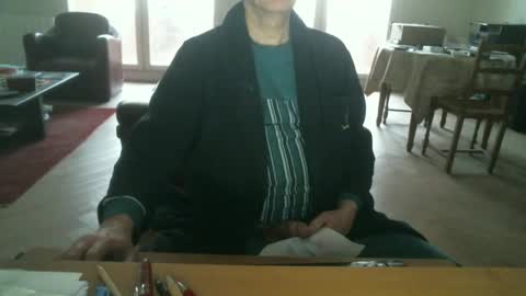 Snapshot of kisslog1 chatting on February 16, 2025, 7:26 am kisslog1 online show from February 16, 2025, 7:26 am