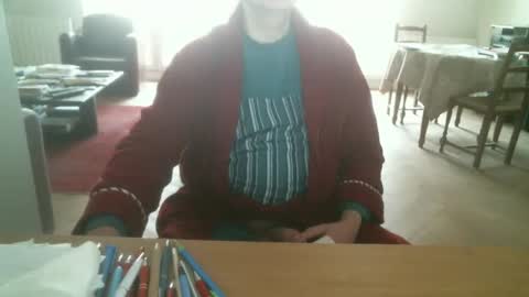 Snapshot of kisslog1 chatting on November 30, 2025, 9:02 am kisslog1 online show from November 30, 2025, 9:02 am