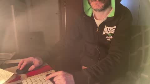 kissofbanned1983 online show from March 26, 2026, 8:09 am