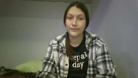 kiti_kitiss online show from November 15, 2025, 4:03 pm