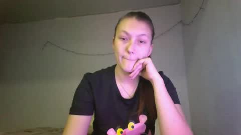 kiti_kitiss online show from December 23, 2025, 10:57 am