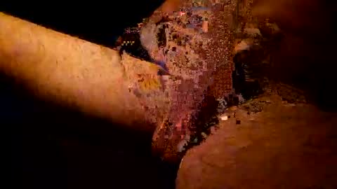 Kitkat loco online show from November 22, 2025, 1:04 am