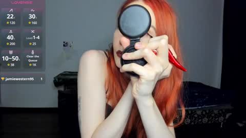 Kitsune online show from December 12, 2024, 7:37 pm