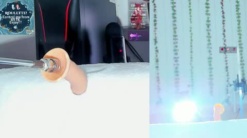 Snapshot of kitty__rosse__ chatting on April 5, 2026, 10:01 am Kitty online show from April 5, 2026, 10:01 am
