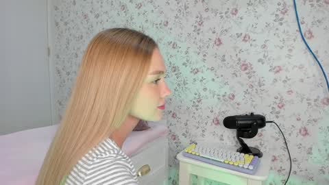 sophie online show from February 4, 2026, 6:36 pm