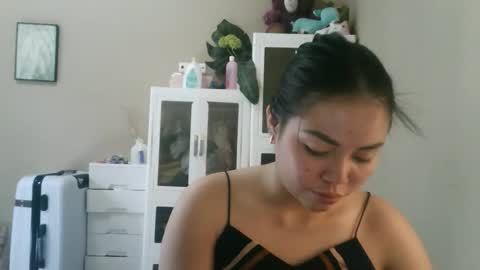 Snapshot of kitty_fussy chatting on September 15, 2025, 1:38 am kitty_fussy online show from September 15, 2025, 1:38 am