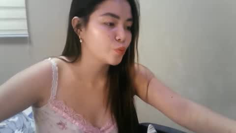 Snapshot of kitty_fussy chatting on May 28, 2026, 12:24 pm kitty_fussy online show from May 28, 2026, 12:24 pm