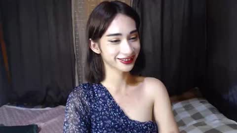 kitty_kim07 online show from October 14, 2025, 5:41 am