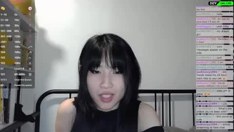 Snapshot of kitty_krush chatting on October 10, 2025, 12:42 am Kitty online show from October 10, 2025, 12:42 am