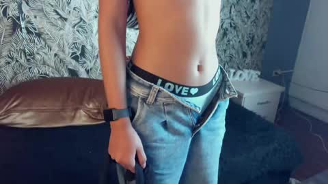 kitty_kryss online show from February 27, 2025, 4:53 pm