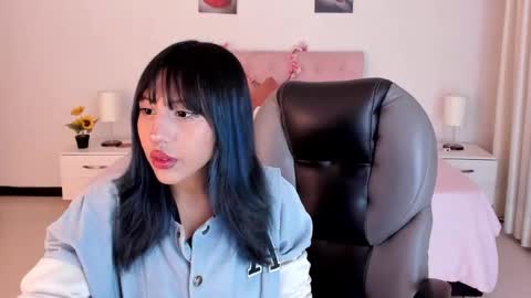 Kitty online show from March 5, 2025, 5:07 am