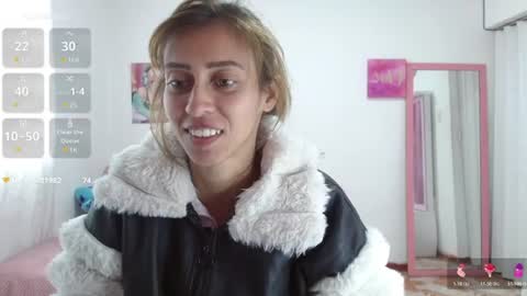 Snapshot of kitty_seducction chatting on July 17, 2026, 8:57 pm Aleja online show from July 17, 2026, 8:57 pm