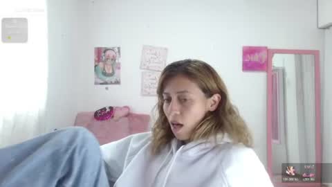 Snapshot of kitty_seducction chatting on July 19, 2026, 8:12 pm Aleja online show from July 19, 2026, 8:12 pm