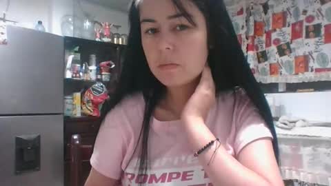 Snapshot of kitty_small69 chatting on February 22, 2026, 2:02 am kitty_small69 online show from February 22, 2026, 2:02 am