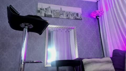 Snapshot of kitty_wichis chatting on March 5, 2025, 4:34 am Kendall Saray online show from March 5, 2025, 4:34 am