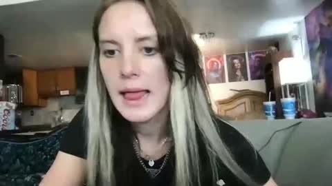 kittycatkendra online show from March 8, 2025, 10:45 pm