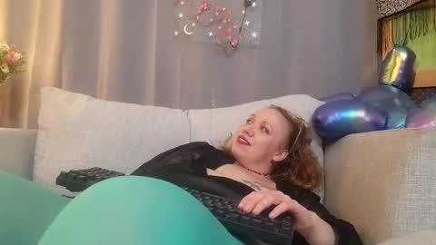 KittyFluf online show from January 18, 2025, 5:26 pm