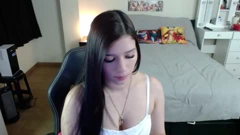 Snapshot of kittykat18x chatting on June 21, 2026, 1:52 am Isabel online show from June 21, 2026, 1:52 am