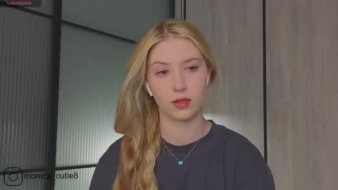 Monika online show from March 3, 2025, 4:03 am