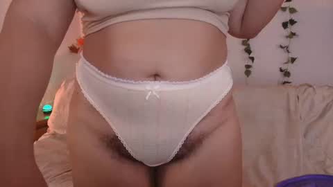 Snapshot of kittylu__ chatting on June 20, 2026, 3:42 am L FOLLOW ME ON IG kittylu online show from June 20, 2026, 3:42 am