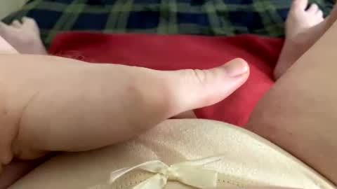 kittyneedsherdaddy online show from December 1, 2025, 9:58 am