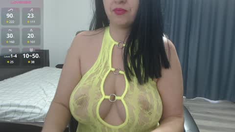 kittyonfiree online show from December 16, 2024, 8:31 am