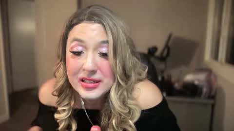 Snapshot of kittysocks88 chatting on October 27, 2025, 7:23 am kittysocks88 online show from October 27, 2025, 7:23 am