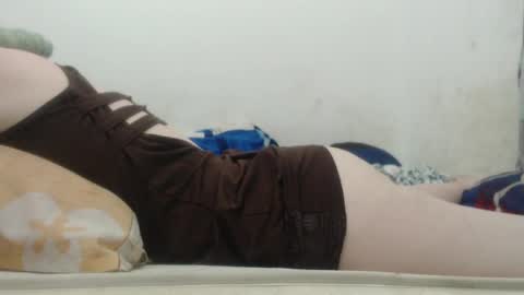 kittywhiteass online show from December 19, 2024, 8:23 am