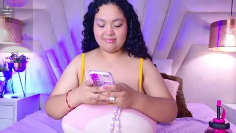 Kitty Hill online show from April 3, 2026, 5:27 am