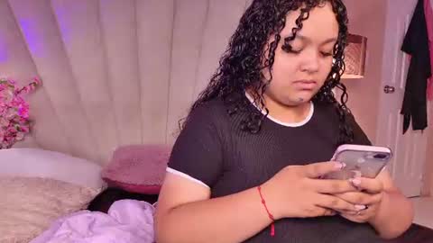 Snapshot of kity_hill chatting on June 26, 2026, 4:06 am Kitty Hill online show from June 26, 2026, 4:06 am