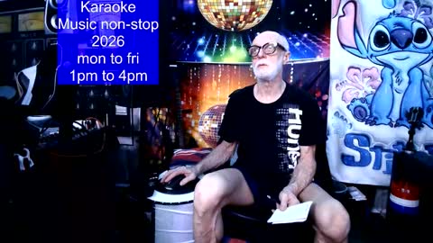 kiveuxmakeu online show from January 10, 2026, 11:42 pm