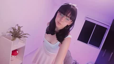 Little piece of fruit online show from December 24, 2024, 1:06 am