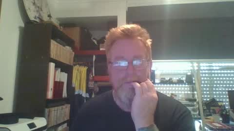 Snapshot of kiwi_boss61 chatting on January 2, 2025, 12:45 am kiwi_boss61 online show from January 2, 2025, 12:45 am