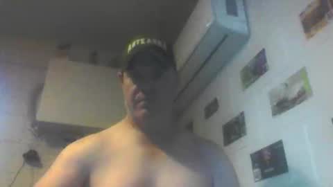 kiwiguy19773 online show from May 10, 2026, 3:55 am
