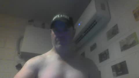kiwiguy19773 online show from May 15, 2026, 7:26 am