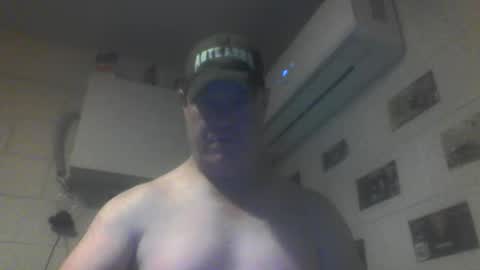 kiwiguy19773 online show from May 18, 2026, 7:25 am