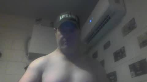 kiwiguy19773 online show from June 9, 2026, 7:20 am