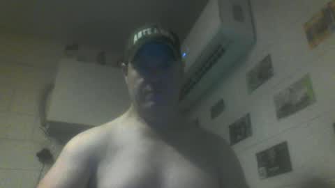 kiwiguy19773 online show from June 15, 2026, 6:48 am
