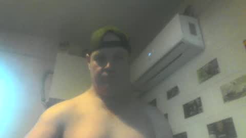 kiwiguy19773 online show from June 21, 2026, 3:53 am